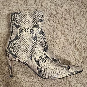 Schutz Snakeskin Leather Boots 5.5